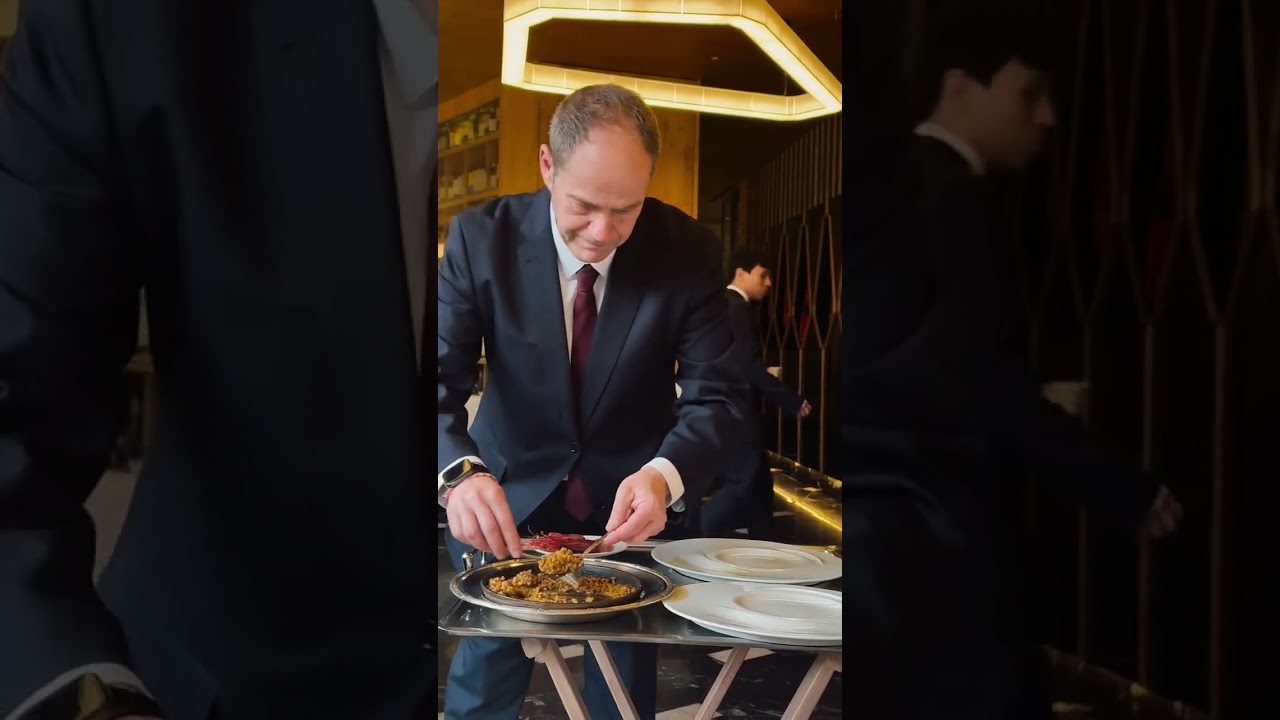 The Art of Gastro Service and Waiter Skills.✅️✅️✅️ #music #food #coffee #resturent #cocktail #chef