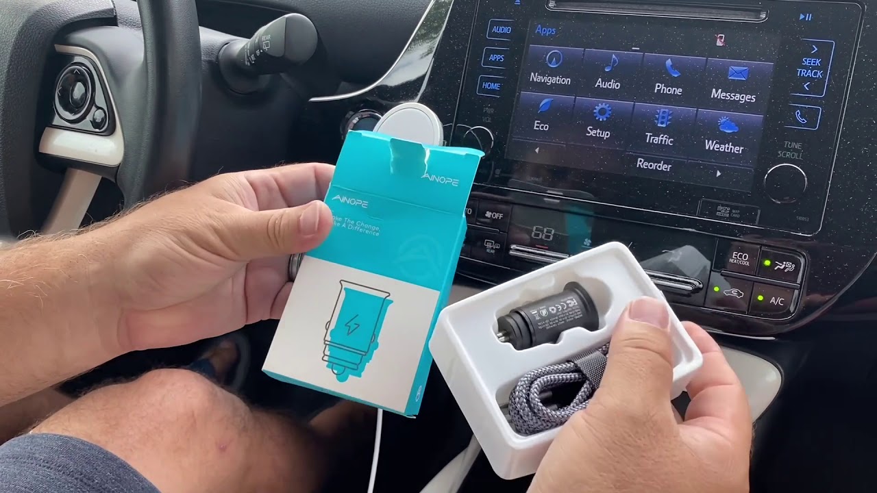 iPhone MagSafe Car Charger 