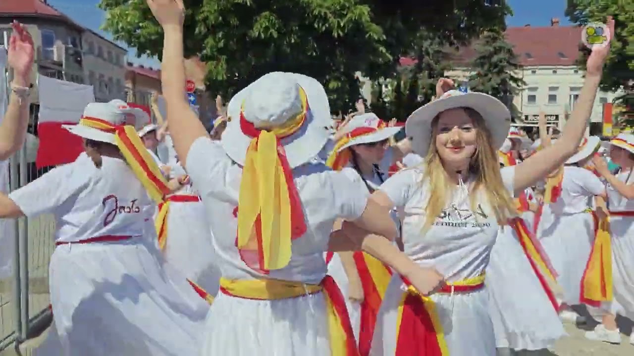 FISHMOB - Jasło tańczy dla Jana Pawła II_17.05.2024