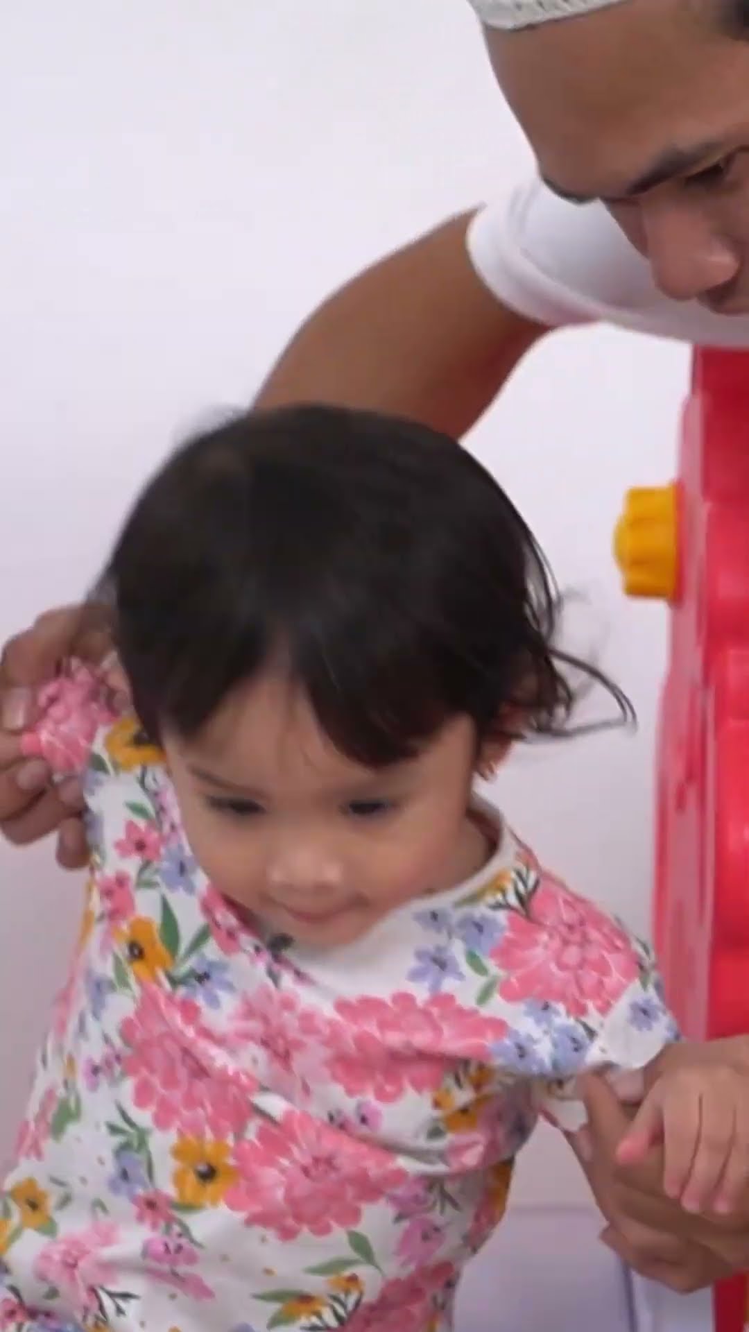 LEIKA IS UPSET 'CUZ SHE CAN'T PLAY WITH TOMPEL AND LEXIE ? #leika #viral #shorts #funny #kids
