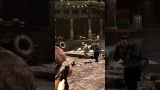 Switching weapons is faster than reloading #shorts #uncharted