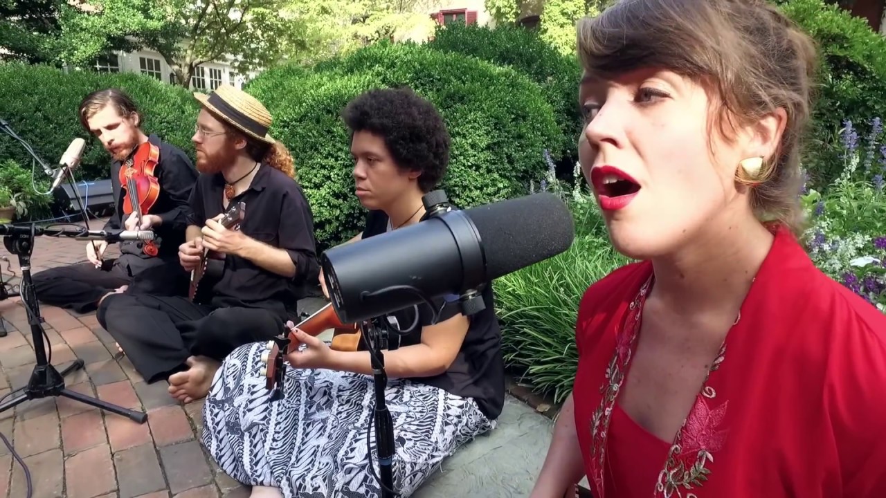 Wedang Kacang—Orkes Keroncong Rumput