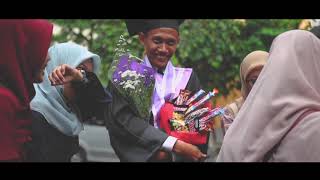 Untukmu Yang Baru Saja Diwisuda (Pak Sabar)