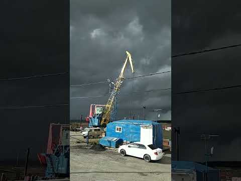 Штормовой фронт движется на город Анадырь. 07.08.2022 Чукотка Дальний Восток Арктика