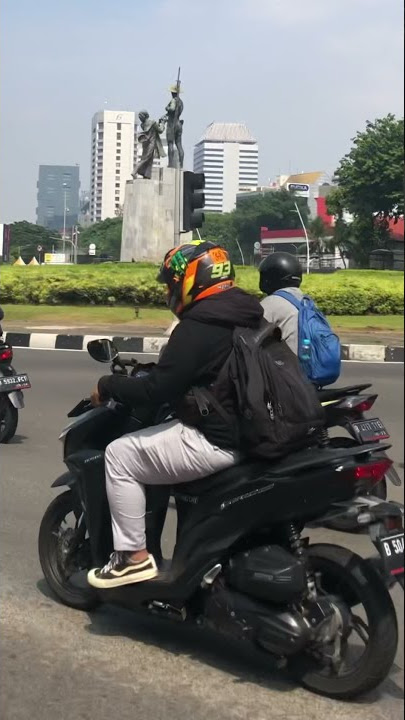 Video pendek  - Jalanan di Jakarta