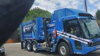 Republic Services 2569 Oshkosh quiet electric McNeilus ZR/ZSL on trash 
