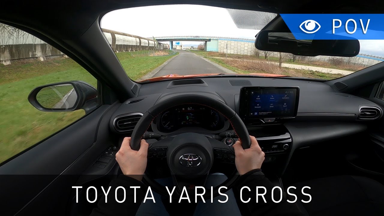 Toyota Yaris Cross 1.5 Hybrid 116 KM GR Sport (2023) - POV Drive