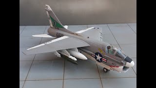 Italeri 1/72 A-7E Corsair II