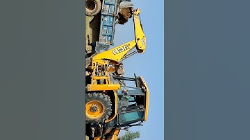 Jcb 3dx Backhoe Loader Machine Loading Mud In Mahindra And Swaraj Tractors | Tractor Video