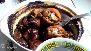 Here is clay pot cooking: pork's trotters meat ( pork legs cooking )
that you might like. so tasty, even the tendons are tender and
delicious.