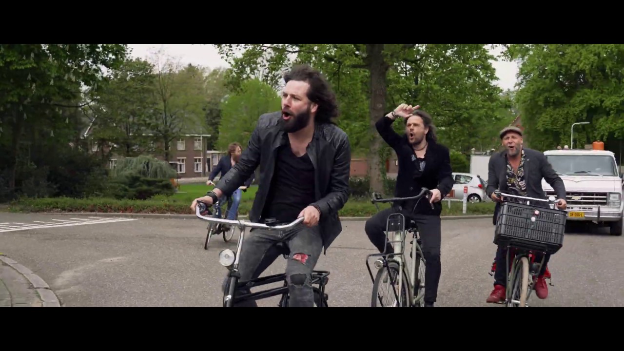 BöKKERS -  FIJNE OALE FIETSE