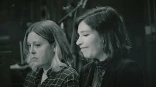 Sleater-Kinney - Crusader (Little Rope Unraveled)