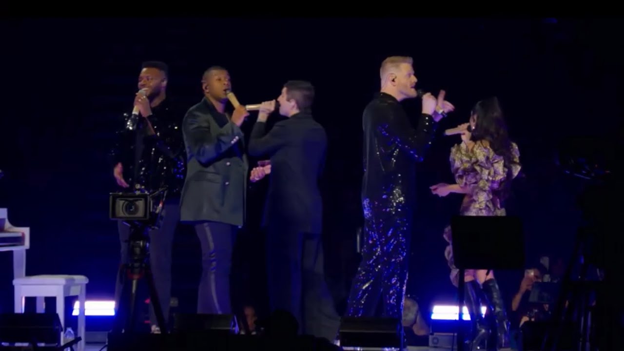 Pure Imagination/Christmastime is Here/Little Toy Trains medley