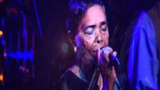 Video thumbnail of "Cesaria Evora - Besame mucho - Live in Paris 2002"