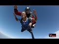 Saut en parachute en tandem  2 pas de lalsace  vanessa romagno made in elsass russoparachutisme