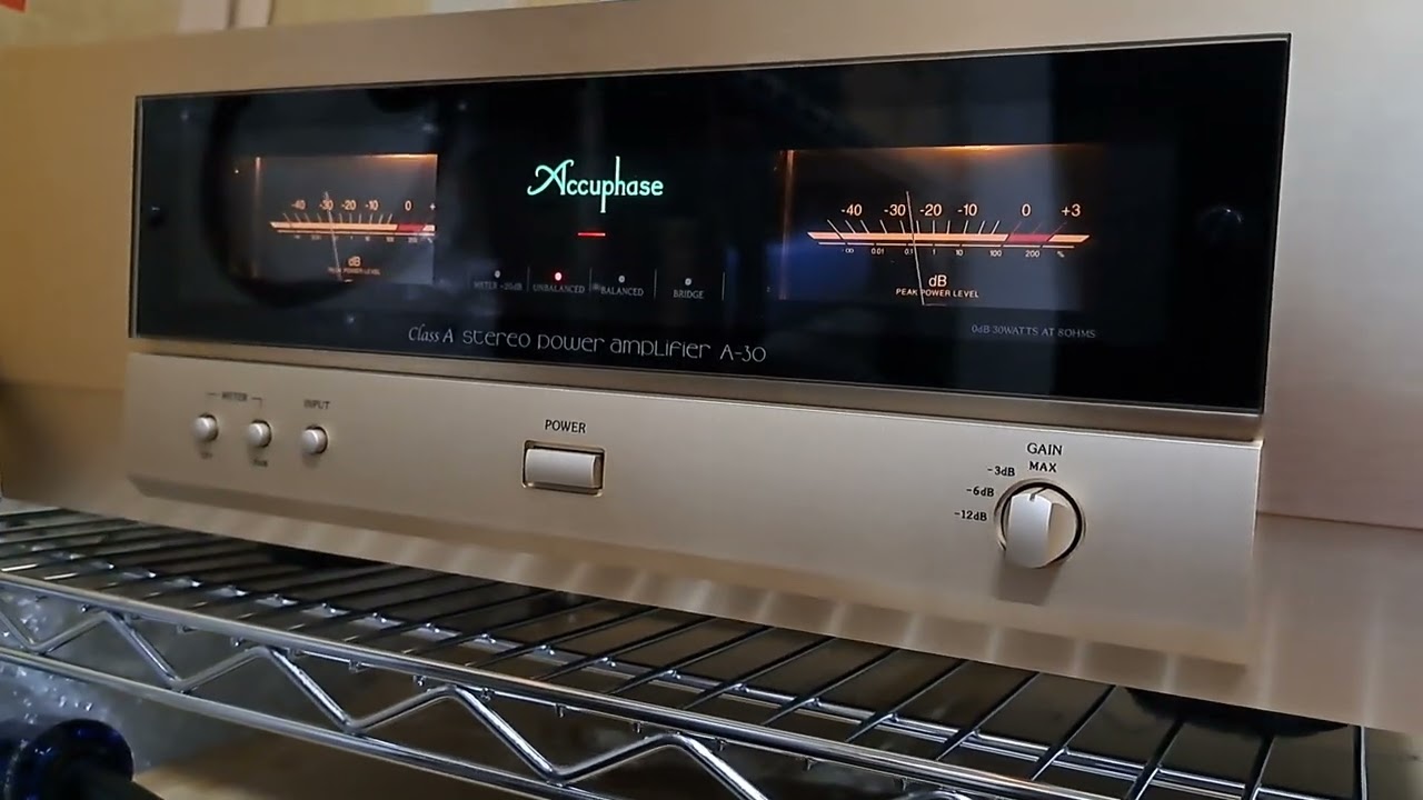 Accuphase a30/c200l - YouTube