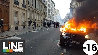 Gilets jaunes Acte 4  La colère populaire ne faiblit pas / Paris  France 08 décembre 2018