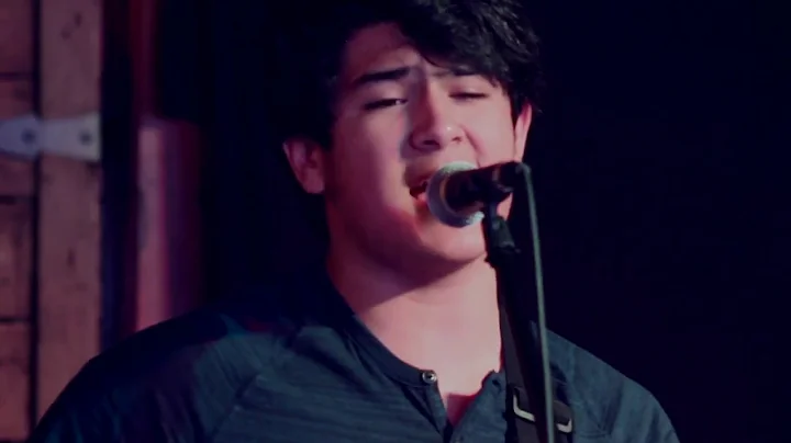 Jason Kokkovas sings Blue Rodeo @ The Black Irish ...