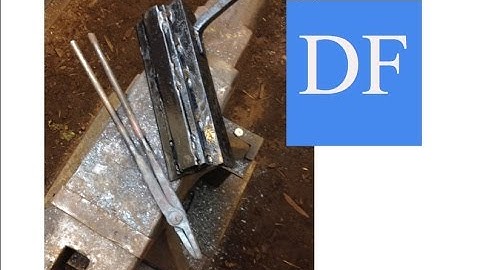 Blacksmithing for Beginners - Small Blacksmith Tongs