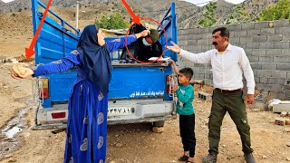 Download Lagu A woman's threats and harassment of Fatima and her children MP3 Download Lagu A woman's threats and harassment of Fatima and her children MP3