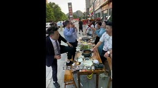 来到我们家乡必须这样收拾你#人到中年负担多饭桌子上唱山歌@张东琴【东剑团队】