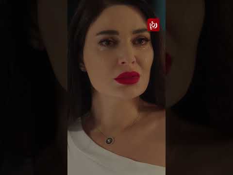 من كتر حبها اله شمت ريحة عطره و فتحت الباب لقته جاي لعندها