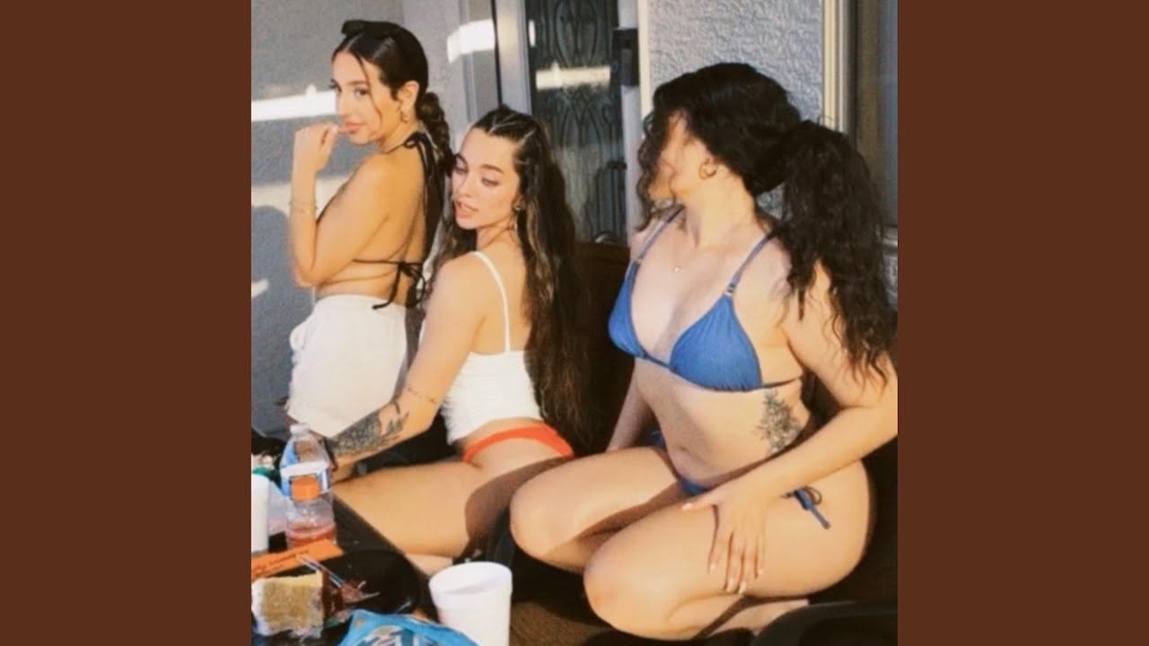 Guarda WHOREABLE su YouTube Guarda WHOREABLE su YouTube