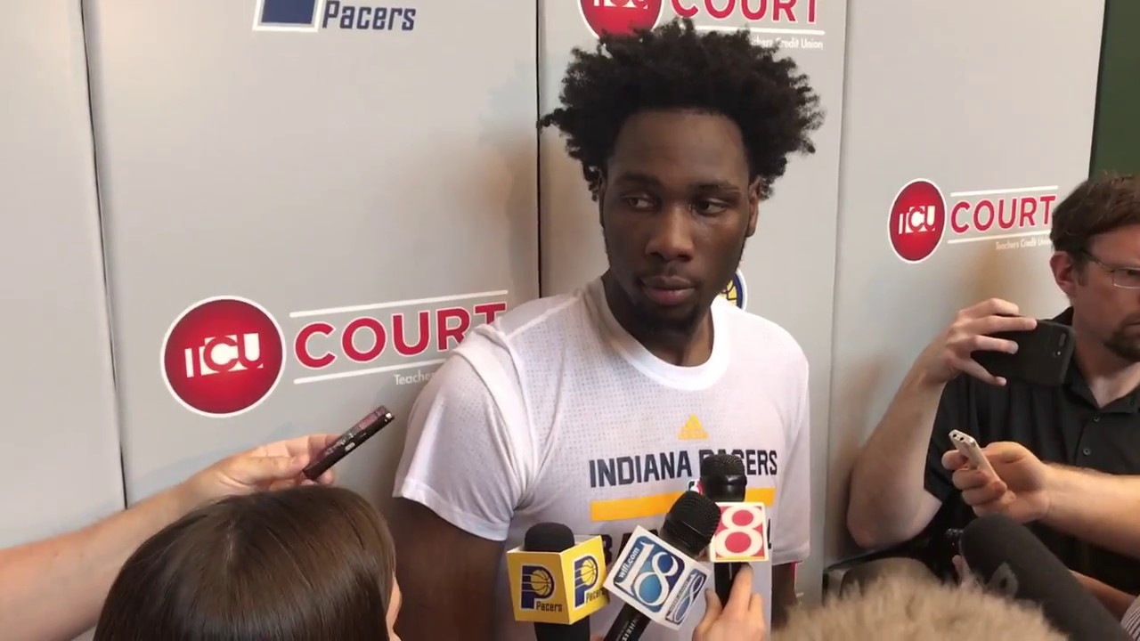 Purdue center Swanigan to keep name in draft