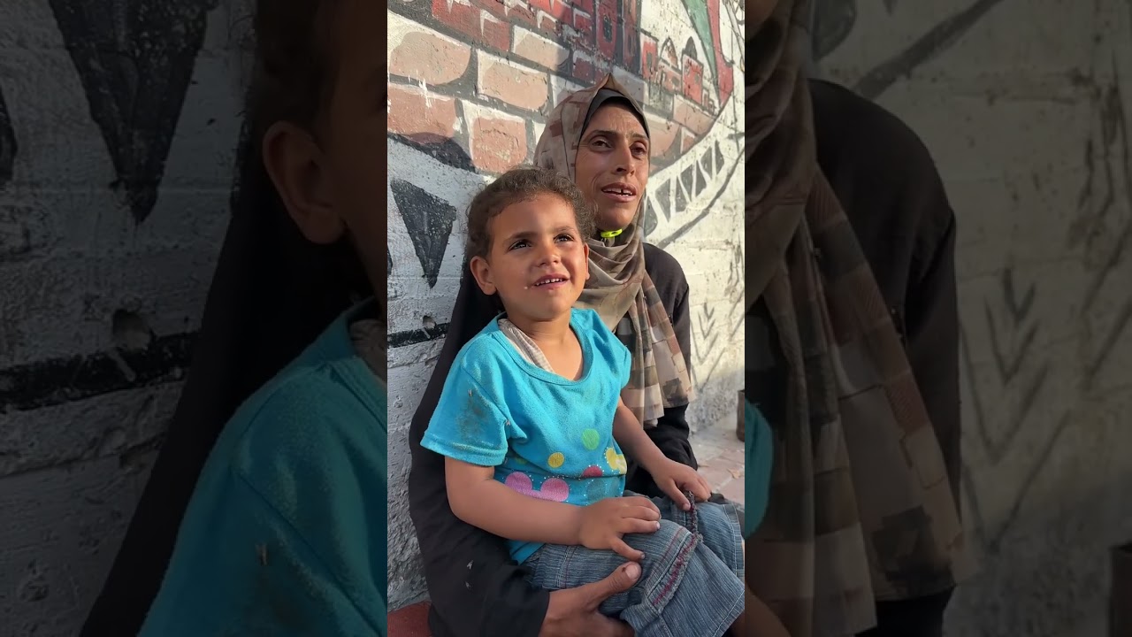 مسابقة مع المحاصرين بغزة