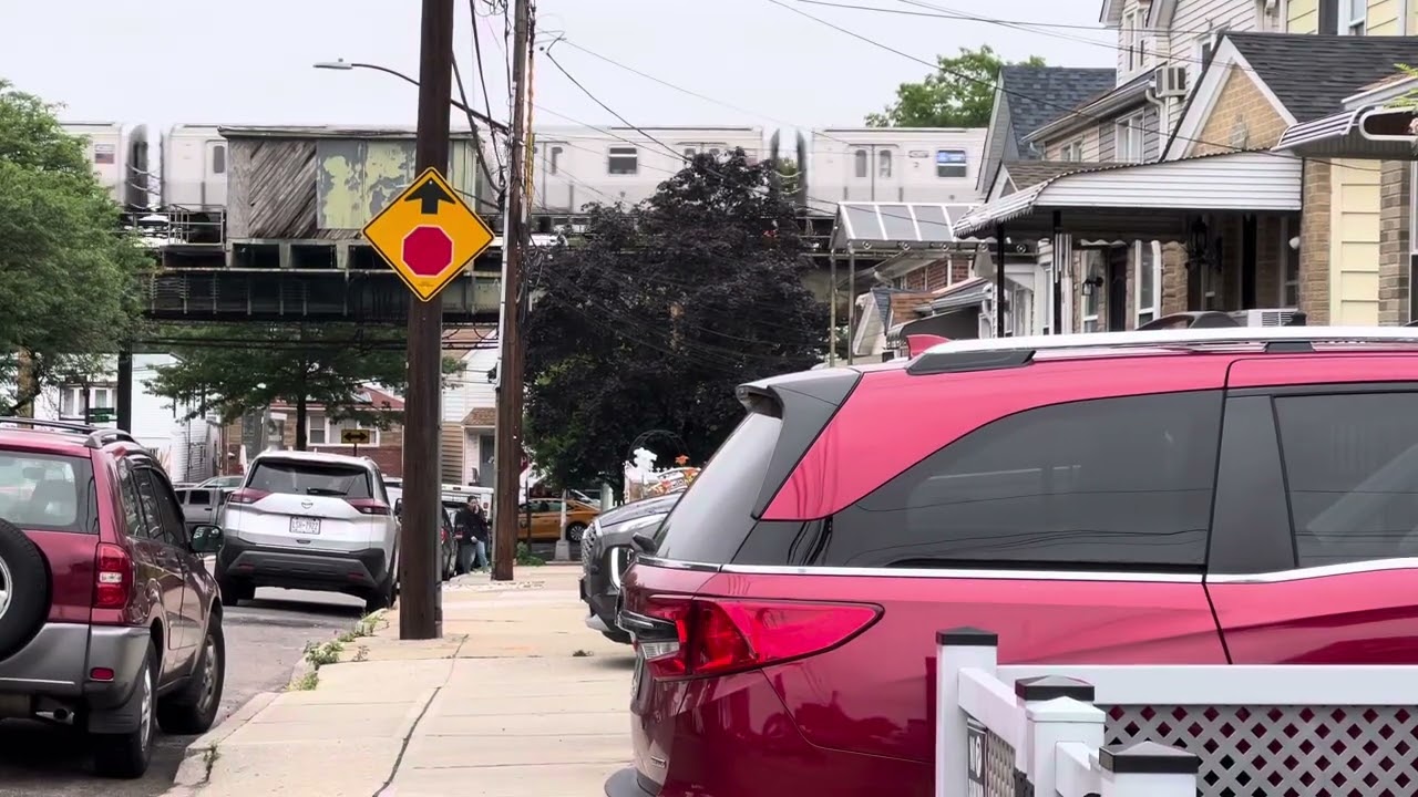R211 Queens Bound A Train departing A Train from 80th Street to 88th Street in Ozone Park