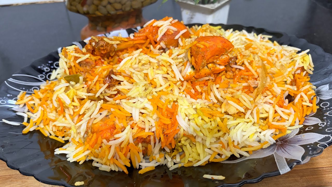 Old Delhi famous chicken degi biryani..🍗😋