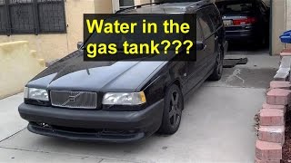 Is water in my gas / fuel tank? This video explains and shows you what happens. - VOTD