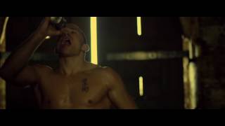 Kurt Slon Trainning In Kikboxer