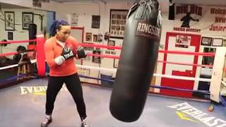 Hilarious Kali Reis imitates Claressa Shields and other TOP Female BOXers