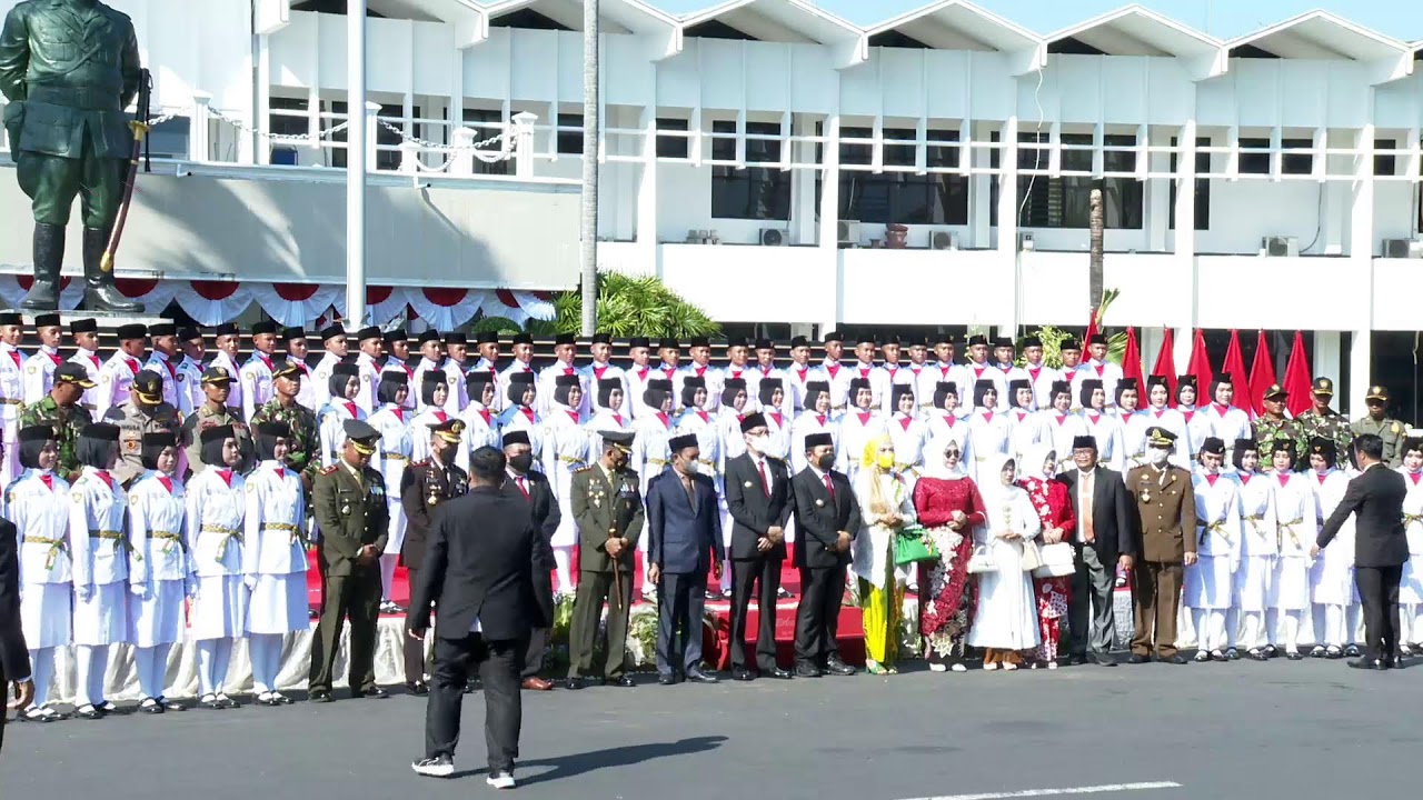 PENGUKUHAN PASKIBRAKA KABUPATEN JEMBER