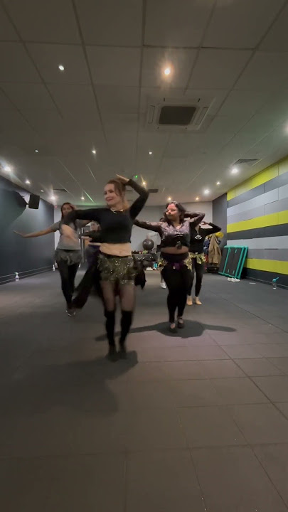 Habibi ya nour el ein #bellydance #danceclass #dancewithme #jamilah #amirdiab #beginners #nourelein