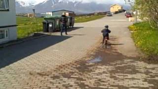 HRÍSEY - THE HAPPY ISLAND OF THE NORTH (2011)