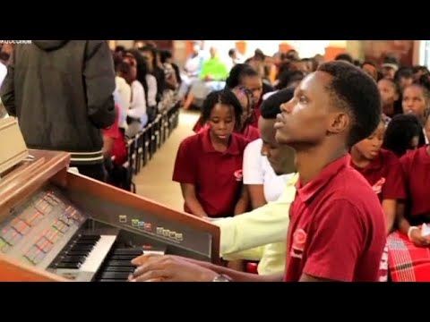 UPOKEE SADAKA YETU KUCC CHOIR LAZARUS MULWA 