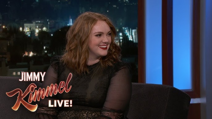 Shannon Purser Surprises 'Stranger Things' Cast at Comic-Con