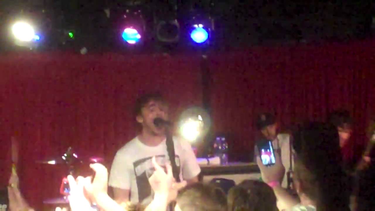 All Time Low - Running From Lions (LIVE)