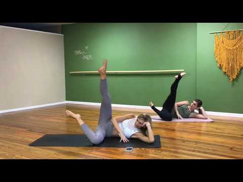 BARRE MAT LEGS AND GLUTES - intense 15 minute series