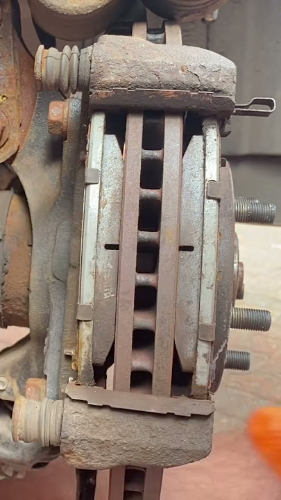 Clonking noise when braking! ( full video on my channel ! ) #brakerepair #knocking #brakepads