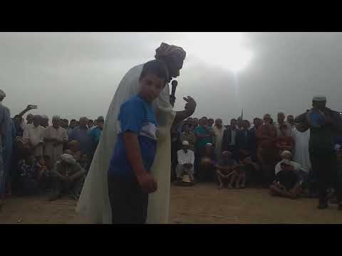 شيخ بن عمار يغني بحرقة على الام 