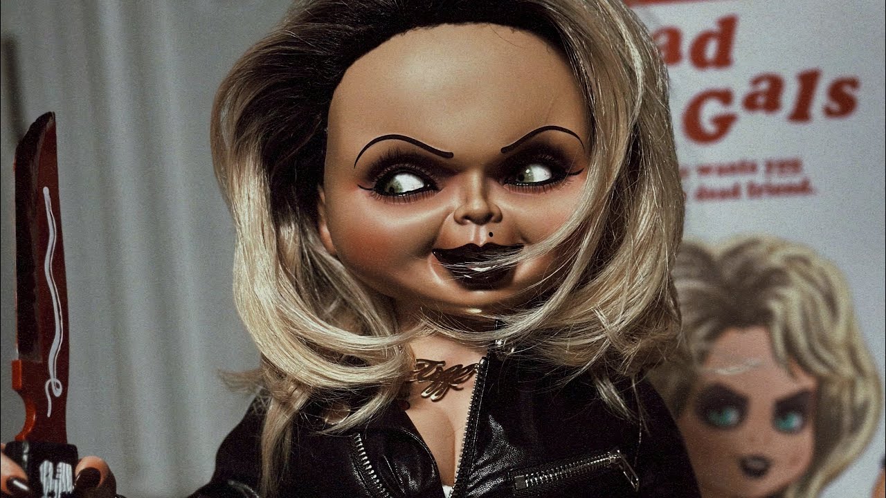 Neca Bride of Chucky Tiffany Life-size replica Unboxing - YouTube