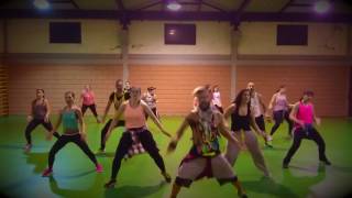 ZUMBA® * "Shaky Shaky" - Daddy Yankee * Choreo by Edgar Moreira