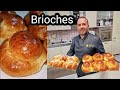 Brioches con tuppo fatte in casa.Brioches e trecce da colazione.Ricetta spettacolare