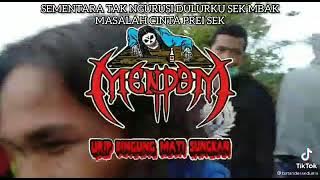 Batandos berdiri di semua Geng