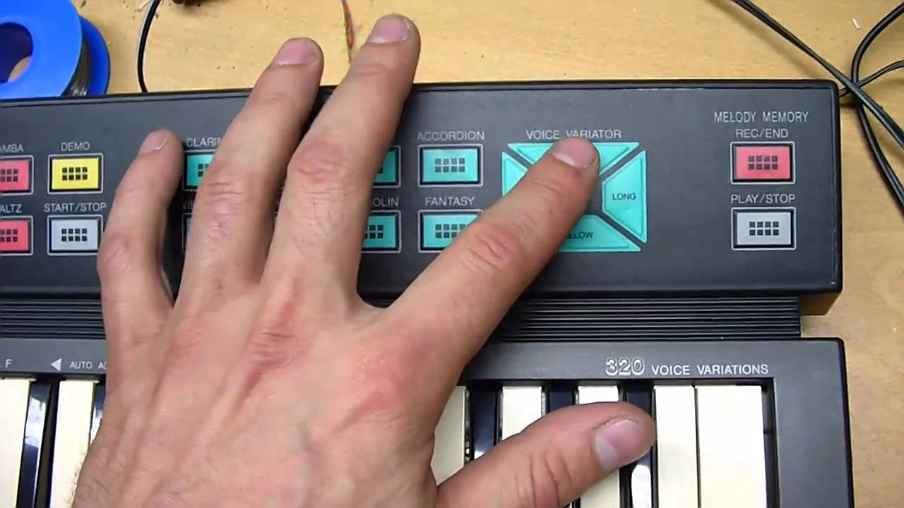 Yamaha PSS-80 Portasound Keyboard - YouTube