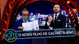 Digalvão Bueno surge e revela parentesco inusitado | The Noite (25/05/26)