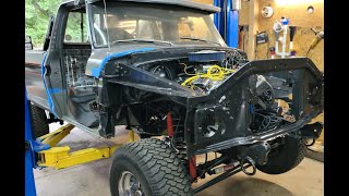 Ford F100 (1974) Rebuild series Body assembly.